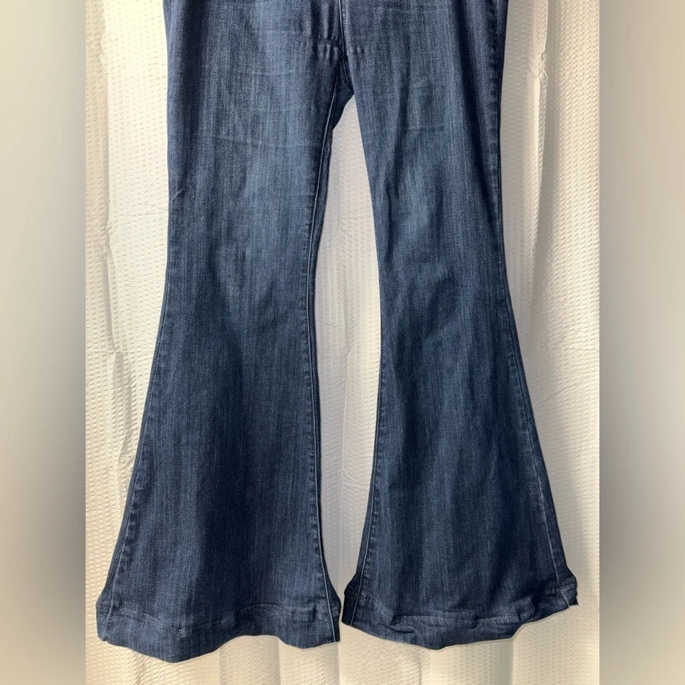 Judy Blue high-rise pull-on super flare jeans in a dark wash Size 31 ( ALTERED)